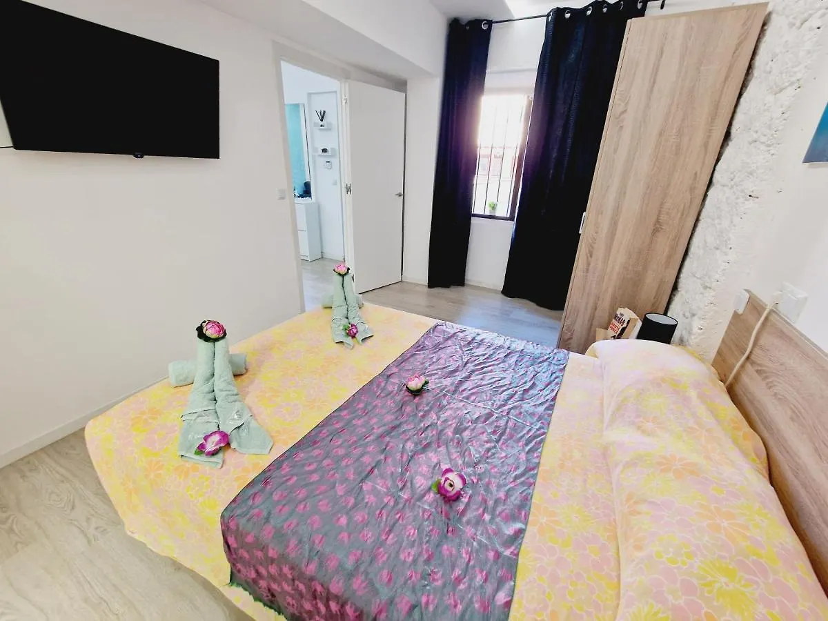 Daniel Beachfront, 2 Rooms Wifi Free Playa de las Americas  Spain