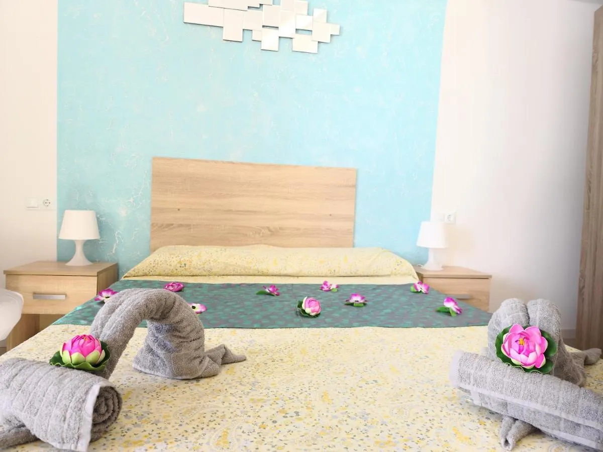 Casa vacanze Daniel Beachfront, 2 Rooms Wifi Free Playa de las Americas  Spagna